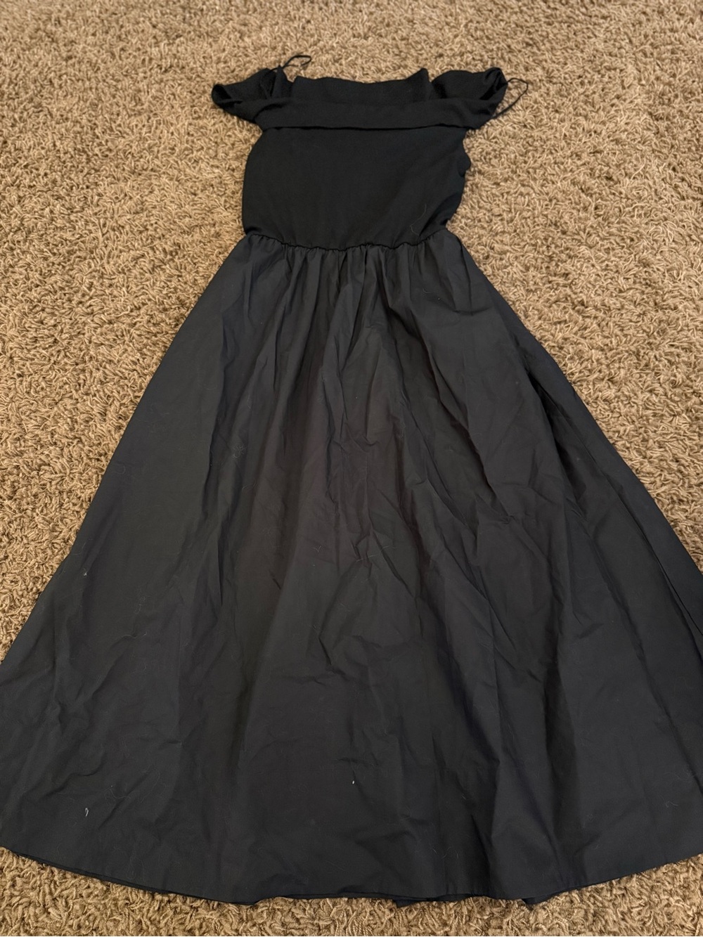 GAP Black Strapless Maxi Dress with Off-Shoulder Detail
